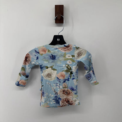 Flowers. Top and Pants