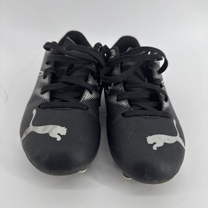 Soccer cleats