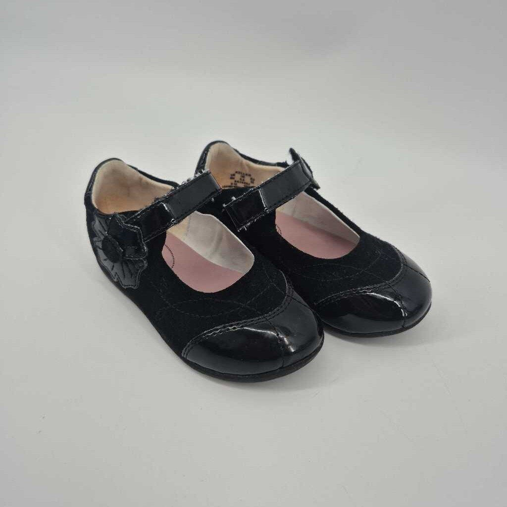 Mary Jane flats