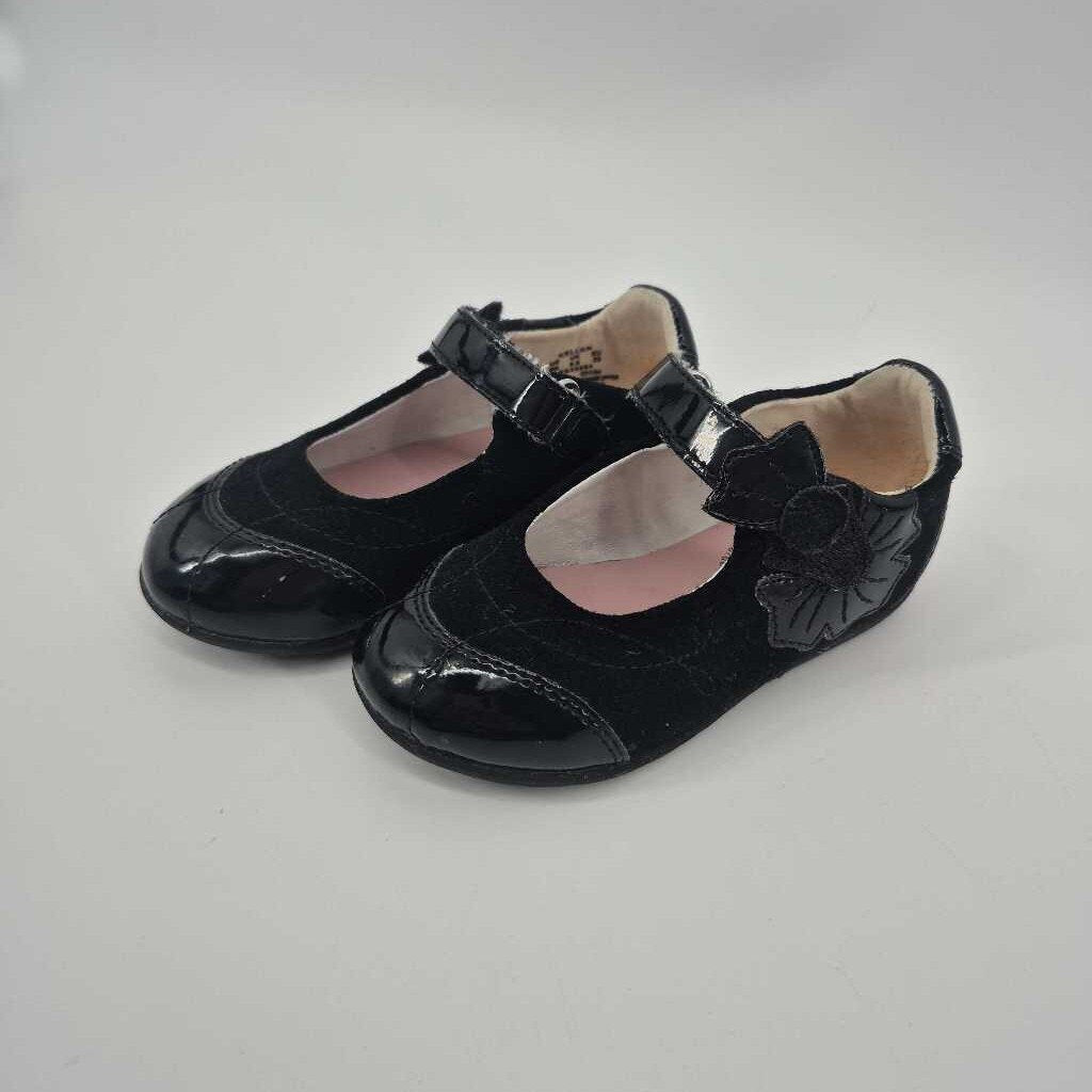 Mary Jane flats