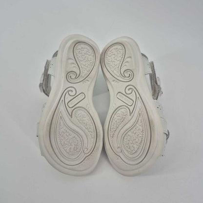 open toe sandals