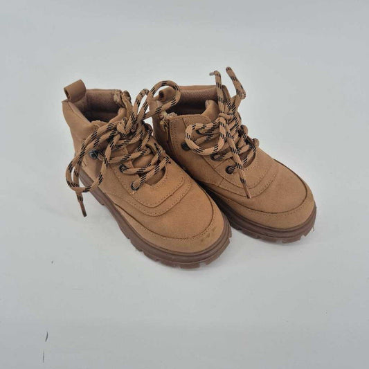 lace up suede boots