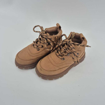 lace up suede boots