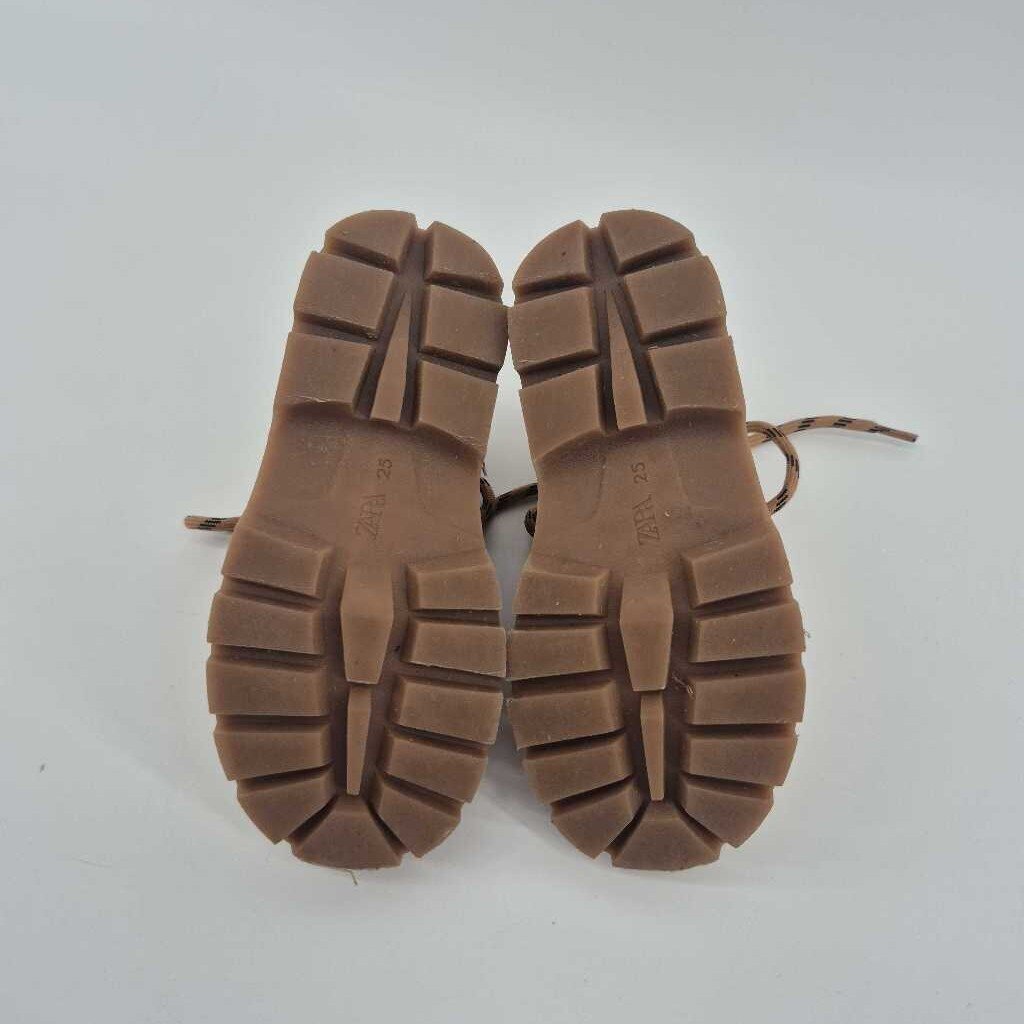 lace up suede boots