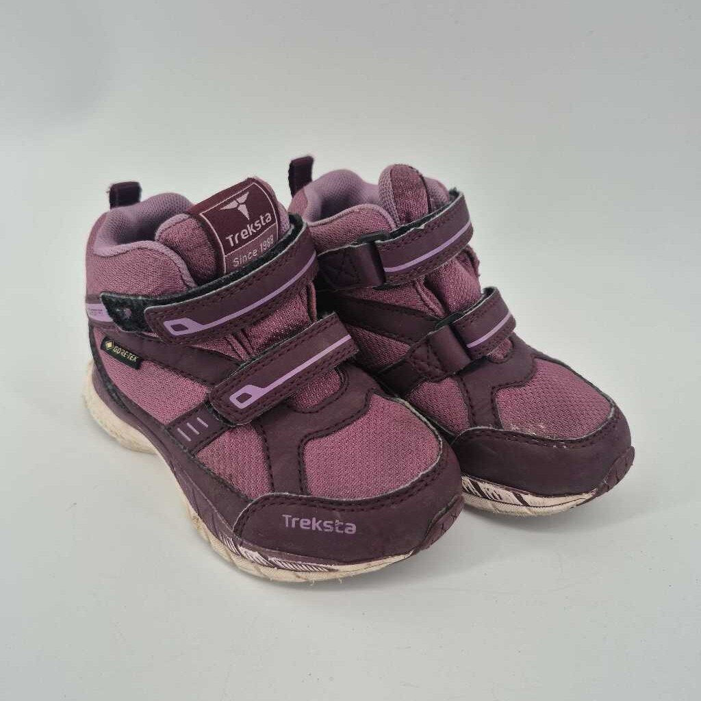 Hiking boot