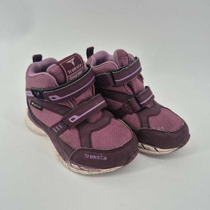 Hiking boot