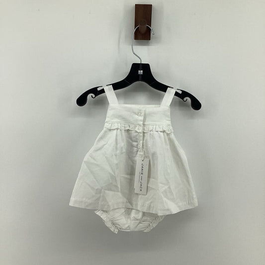 *NWT* Flowers on Top. Bloomer Shorts