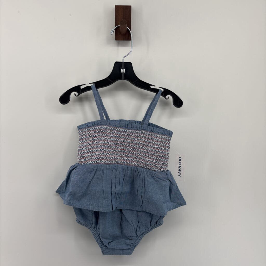 Tags on, scrunch top