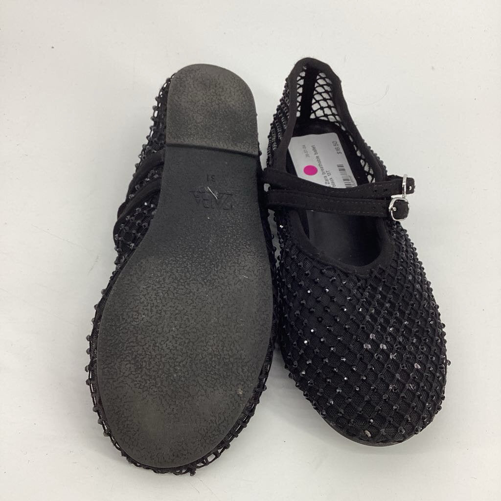 breathable ballet flats