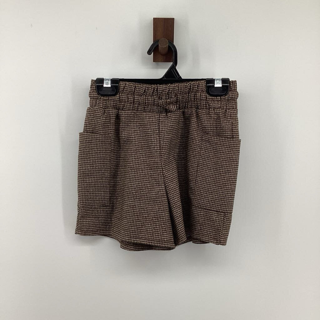 Tags on, cargo pocket.