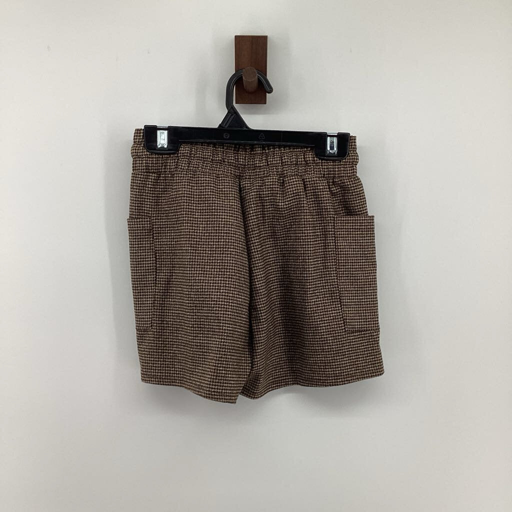 Tags on, cargo pocket.