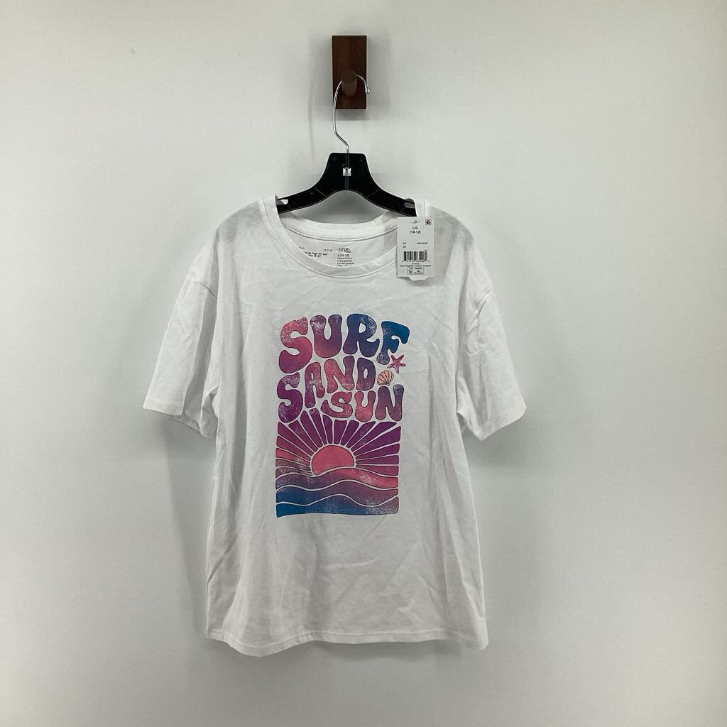 tags on, surf sand sun