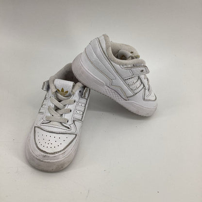 Elastic laces
