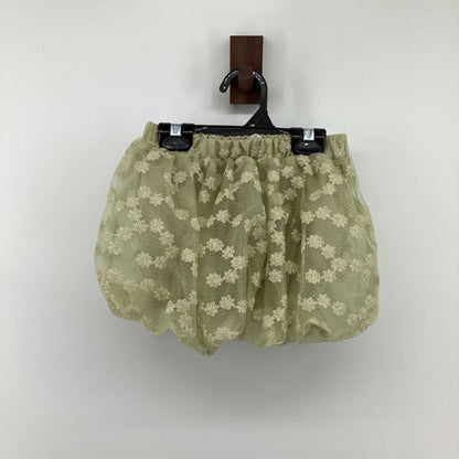 bow in top, fluffy skirt
