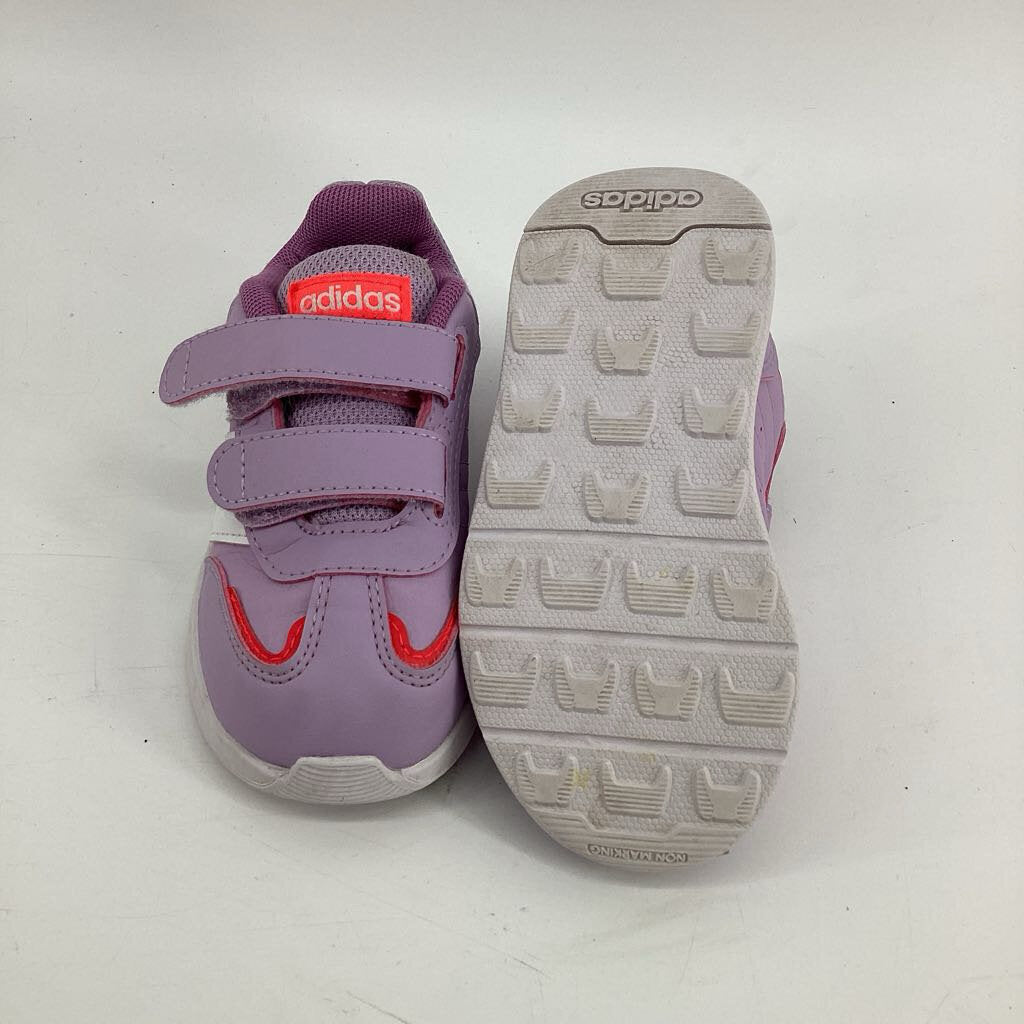 Runners, velcro straps