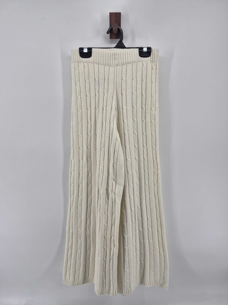 Cable knit sweat suit