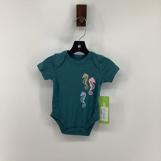 Tags on, seahorse