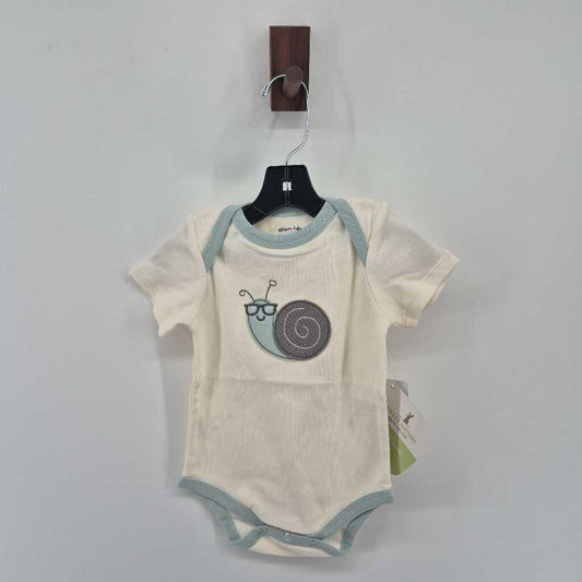 Tags on, snail, short sleeve