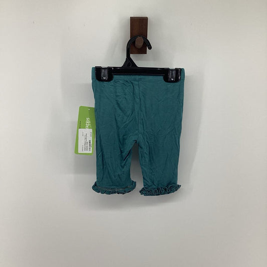 Tags on, bamboo, ruffle bottom