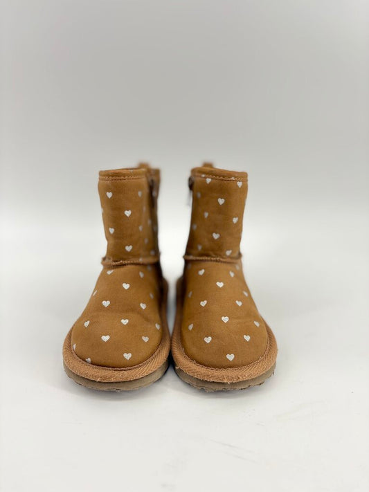 Zipper Boots with Silver Hearts