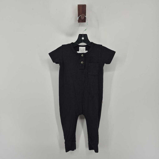 short sleeve henley with pocket