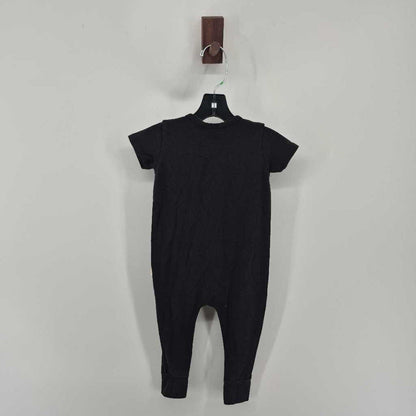 short sleeve henley with pocket