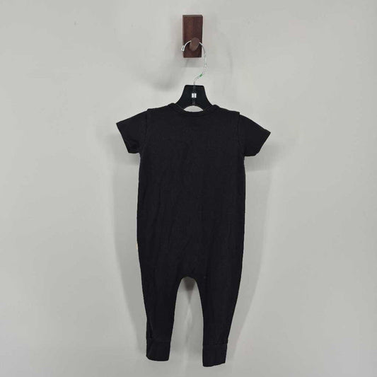 short sleeve henley with pocket