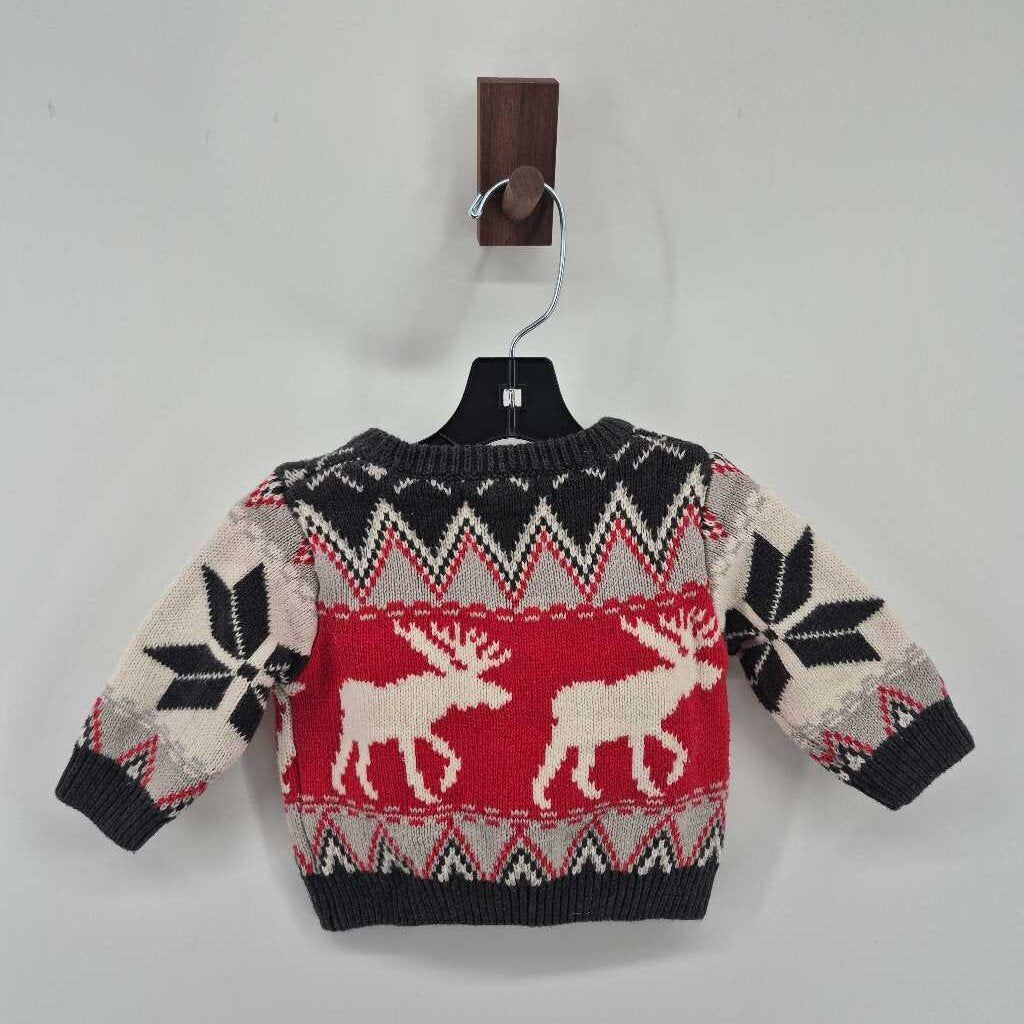Crew neck knit sweater