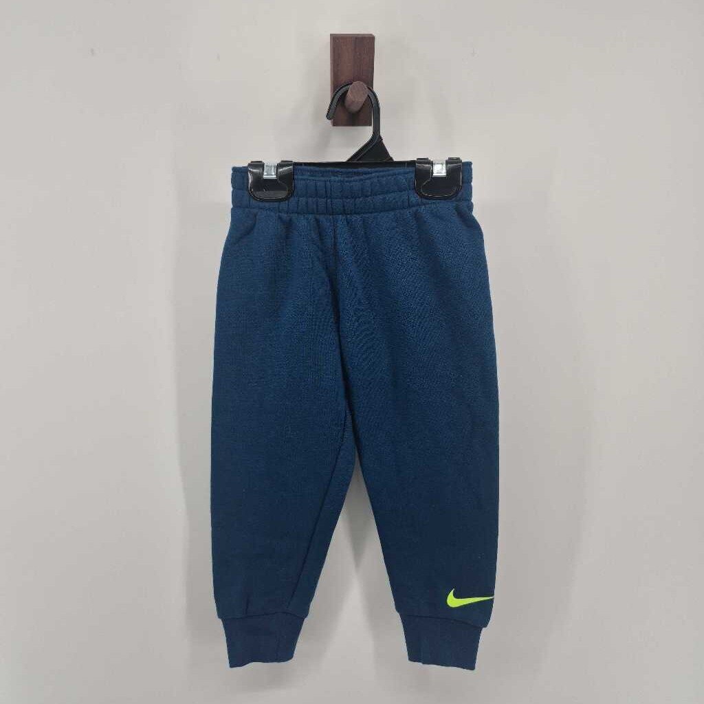 Tags on, sweatsuit