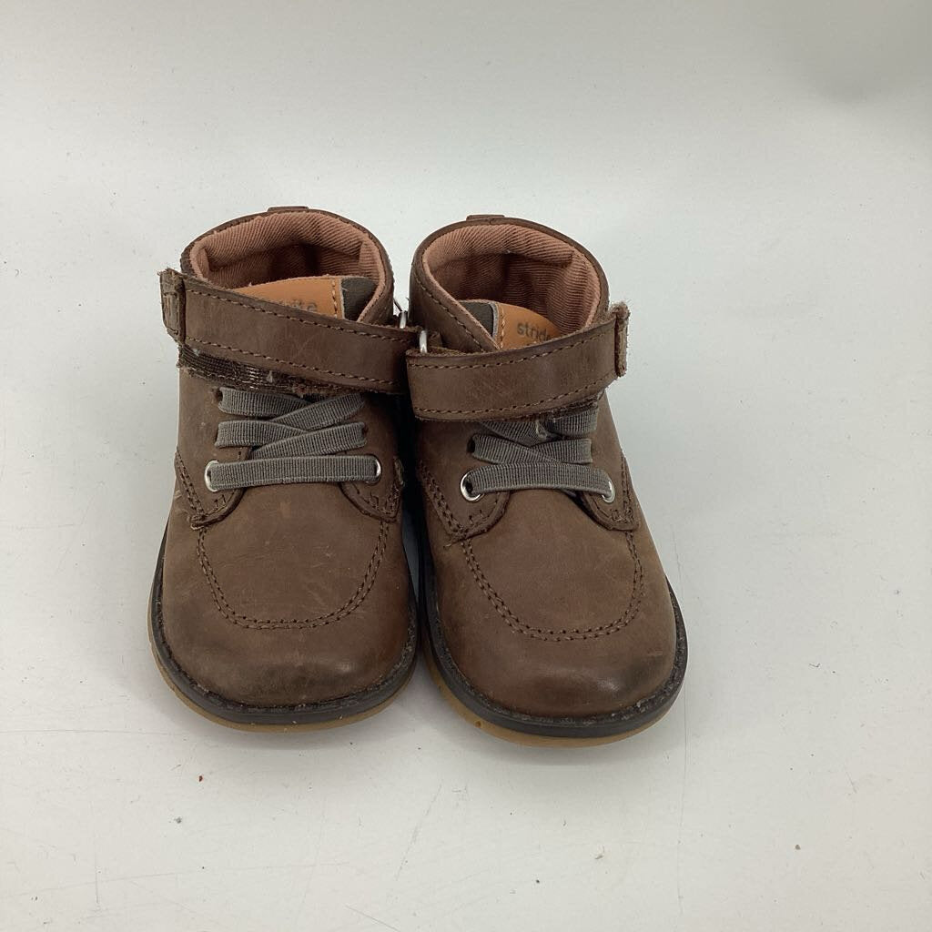 Stride Rite Chelsea Boots