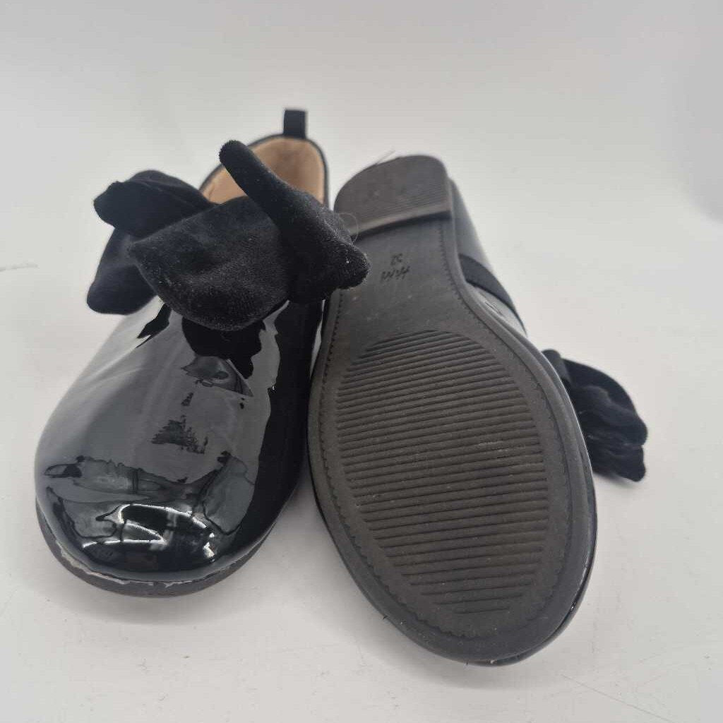 Patent Ballet Flats with Velvet Bow