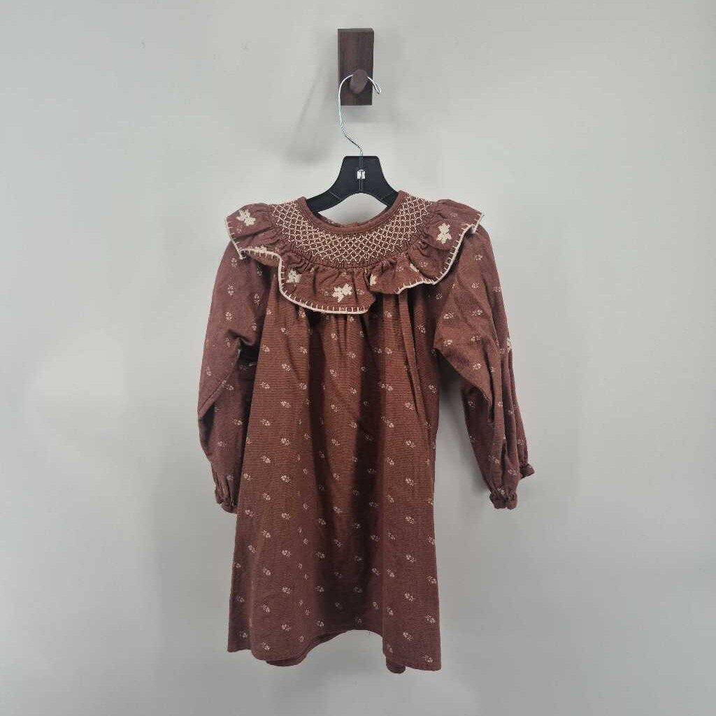 *LR* Long sleeve, embroidered flowers