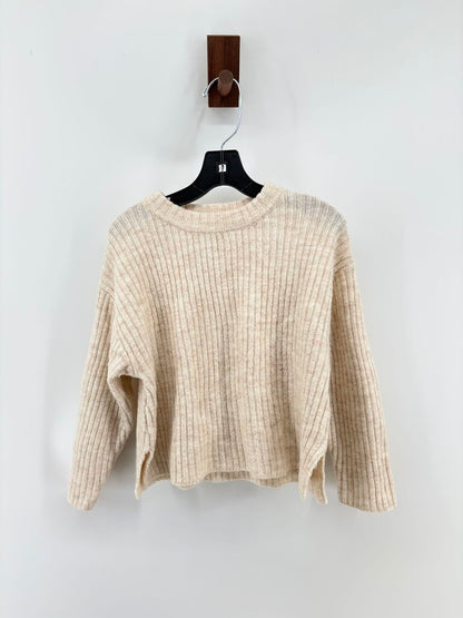 ribbed crew neck