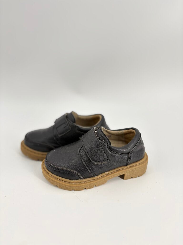 Twinkie casual dress shoe