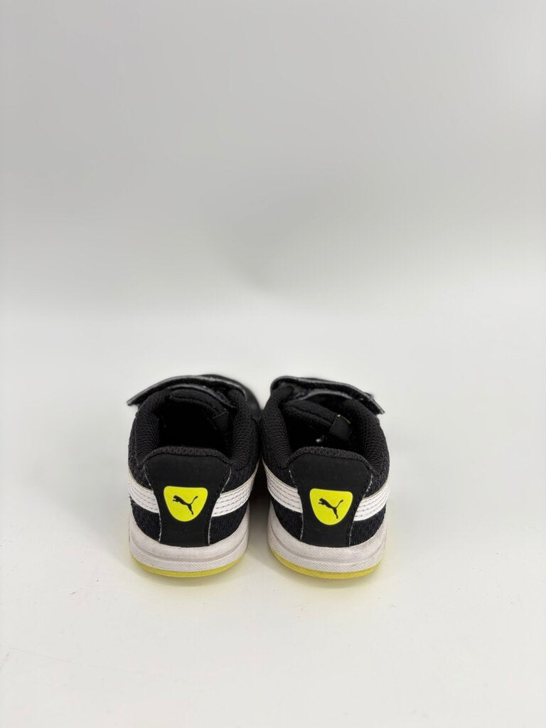 velcro straps puma sneaker
