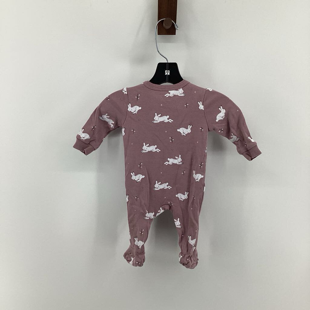 Newborn zip up sleeper