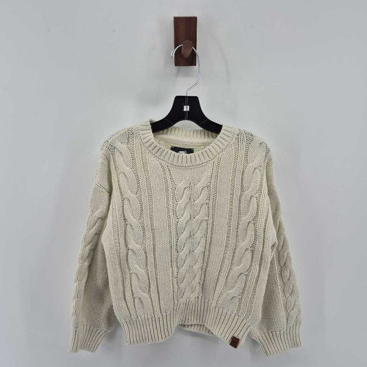 NWT cable knit sweater