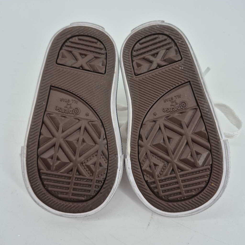 Lace up all stars