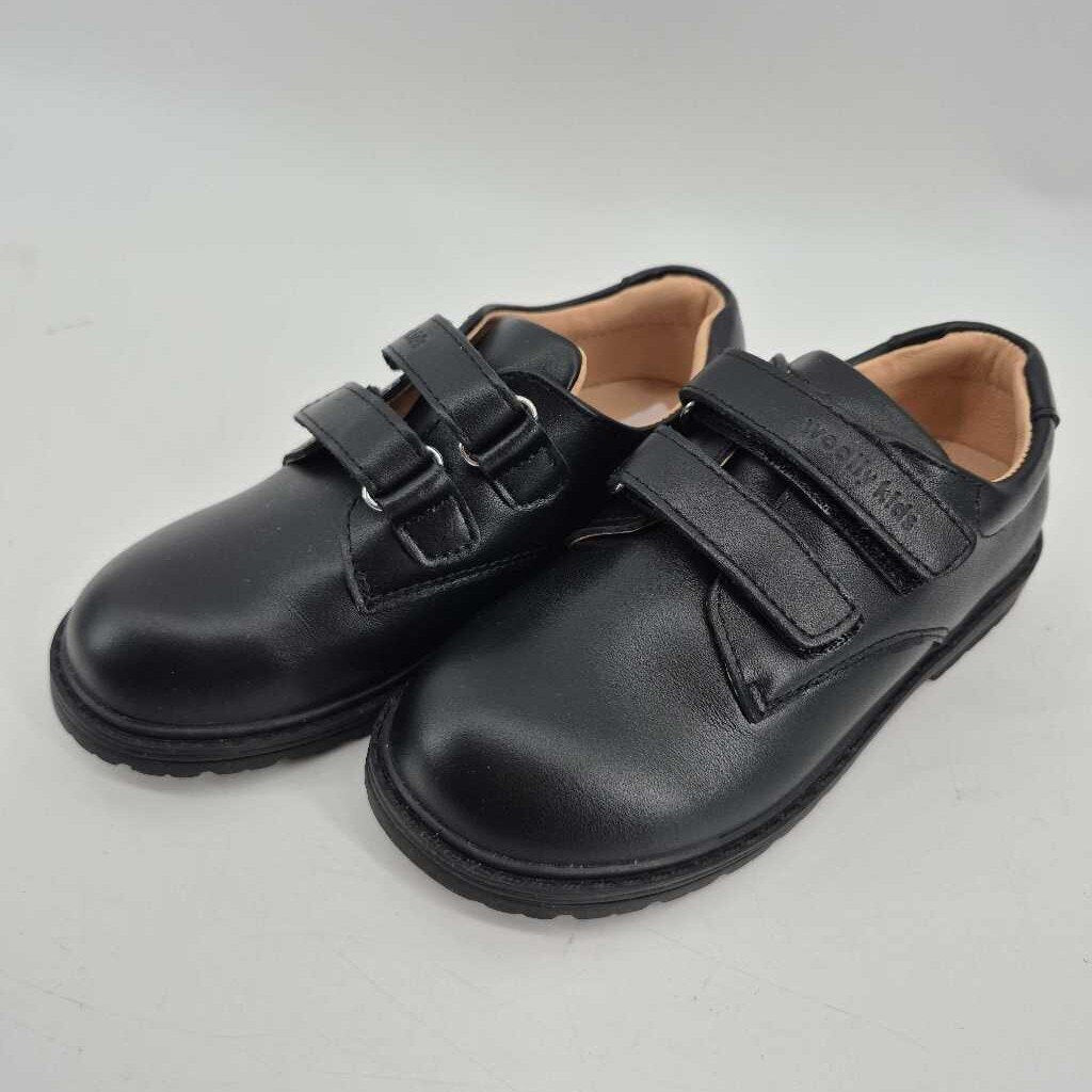 2 velcro straps