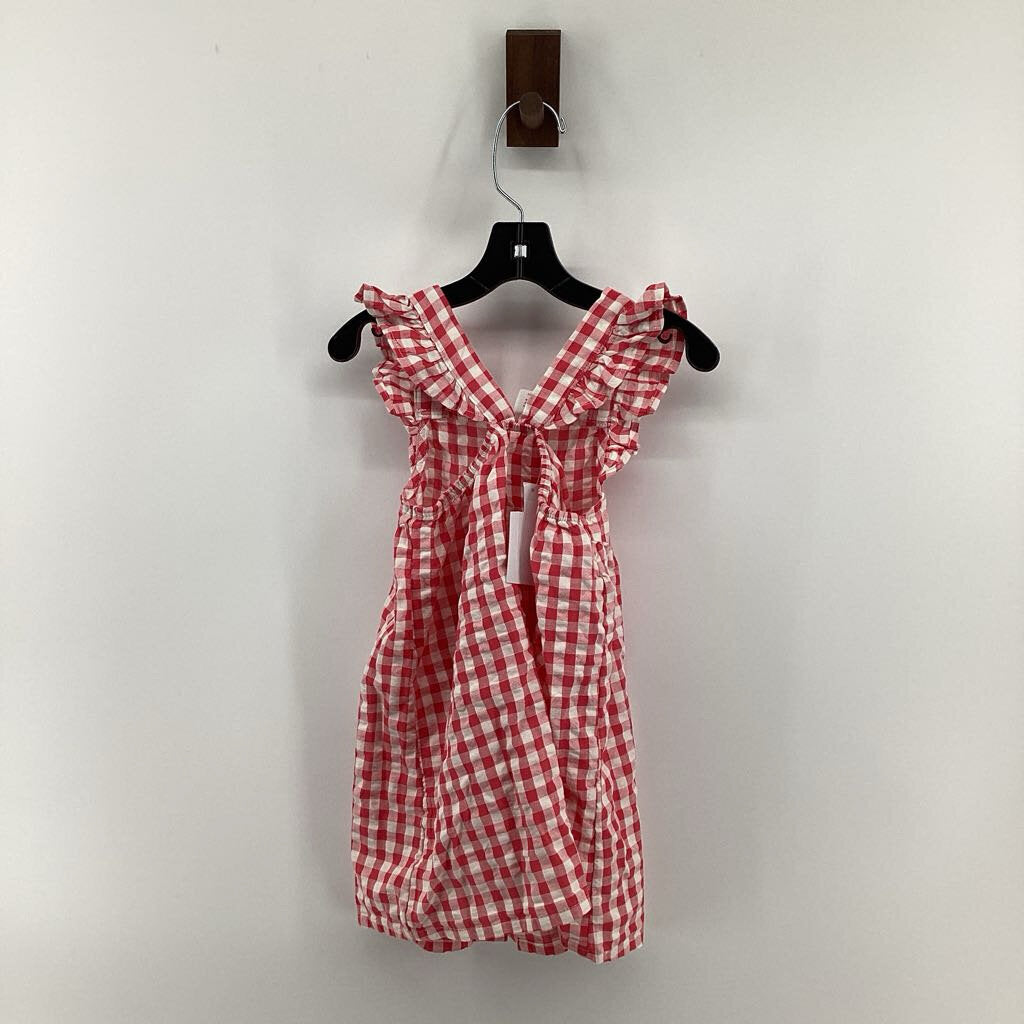 Tags on, gingham