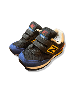 New Balance Sneakers (US 5)
